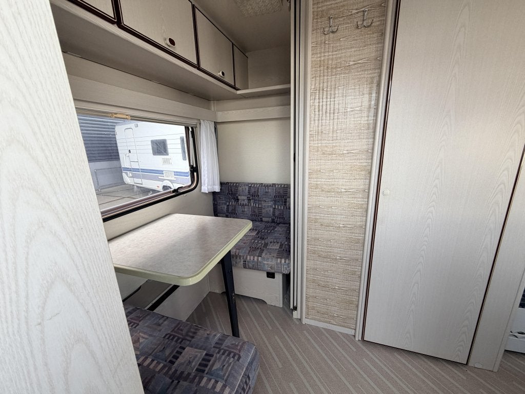 Knaus Sudwind 400 2x zitje, toilet, Overige typen, Koelkast, Bedrijf, 4 tot 5 meter