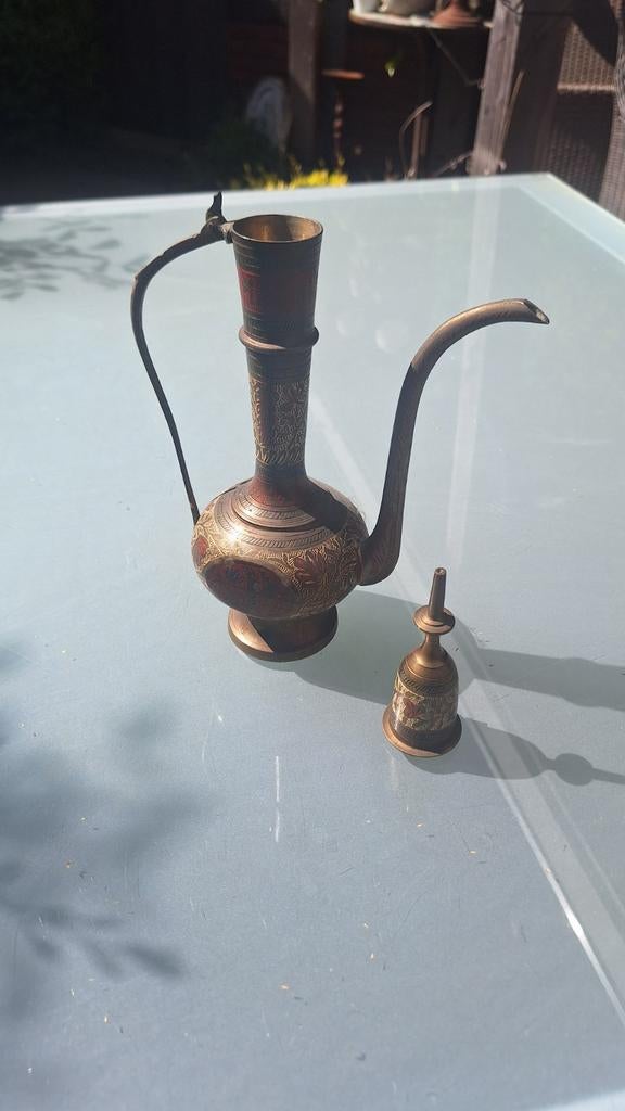 Antieke Indiase messing kan met emaille decoratie, Ophalen of Verzenden