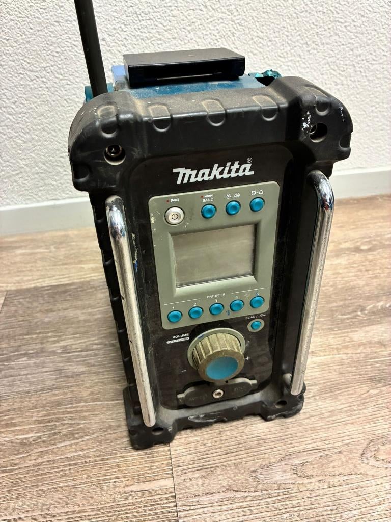 Makita BMR100 bouwradio, Ophalen, Gebruikt, Grote Esch 1010, 2841 MJ in Moordrecht, Bouwradio