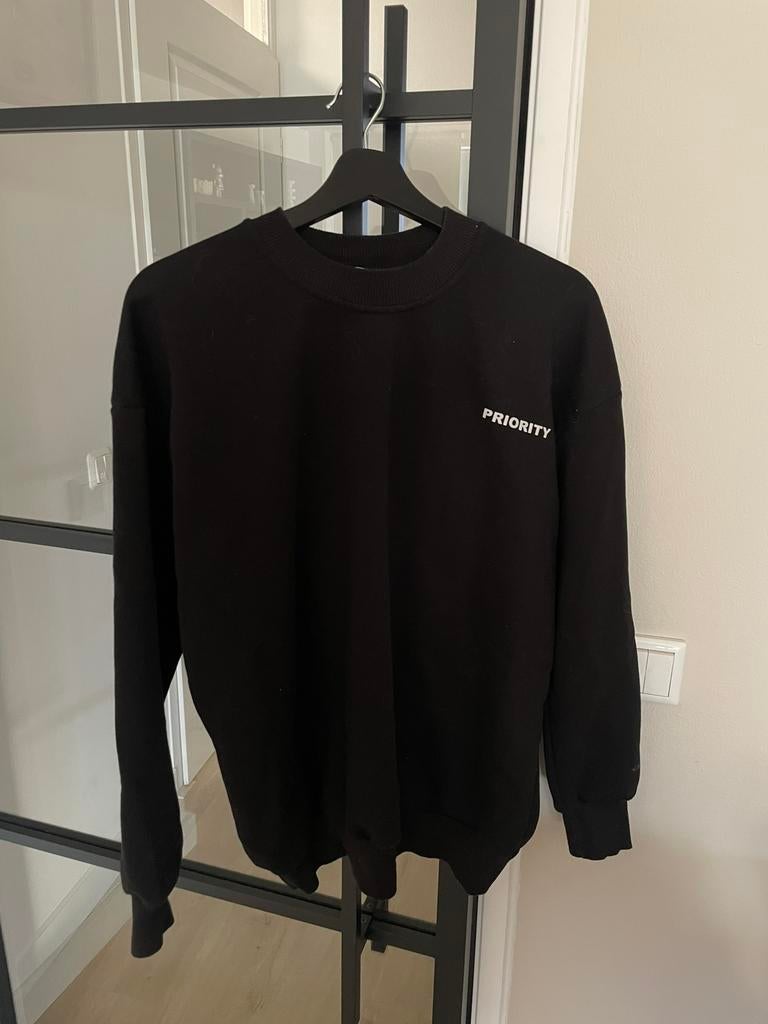 Sweater zwart, Ophalen of Verzenden, Zo goed als nieuw, Zwart