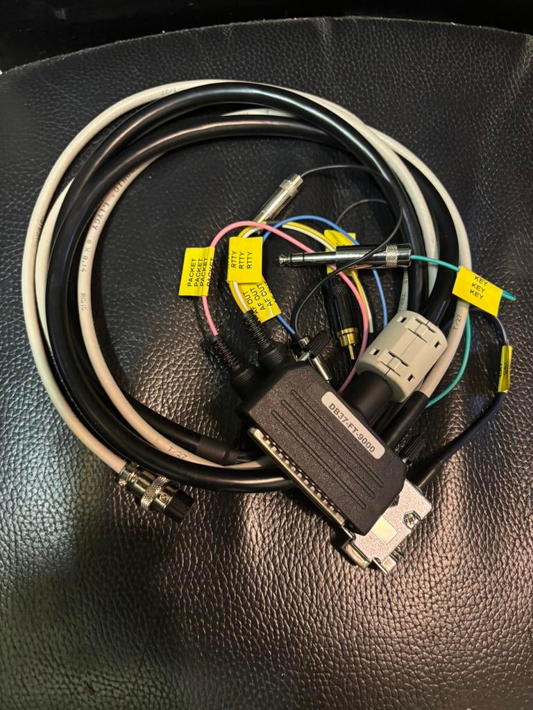 microHAM DB37-FT-9000 interface kabel voor FTdx-9000 TRX, Telecommunicatie, Ophalen of Verzenden, Zo goed als nieuw