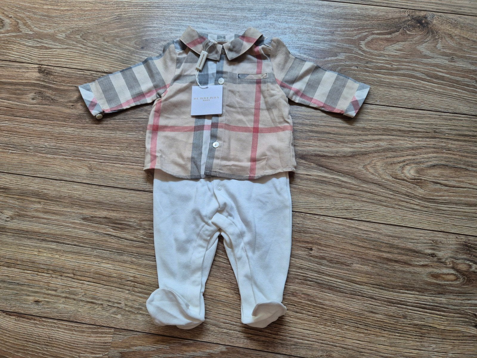 Burberry pakje maat 56 * nieuw *, Nieuw, Ophalen of Verzenden, Pakje, Jongetje