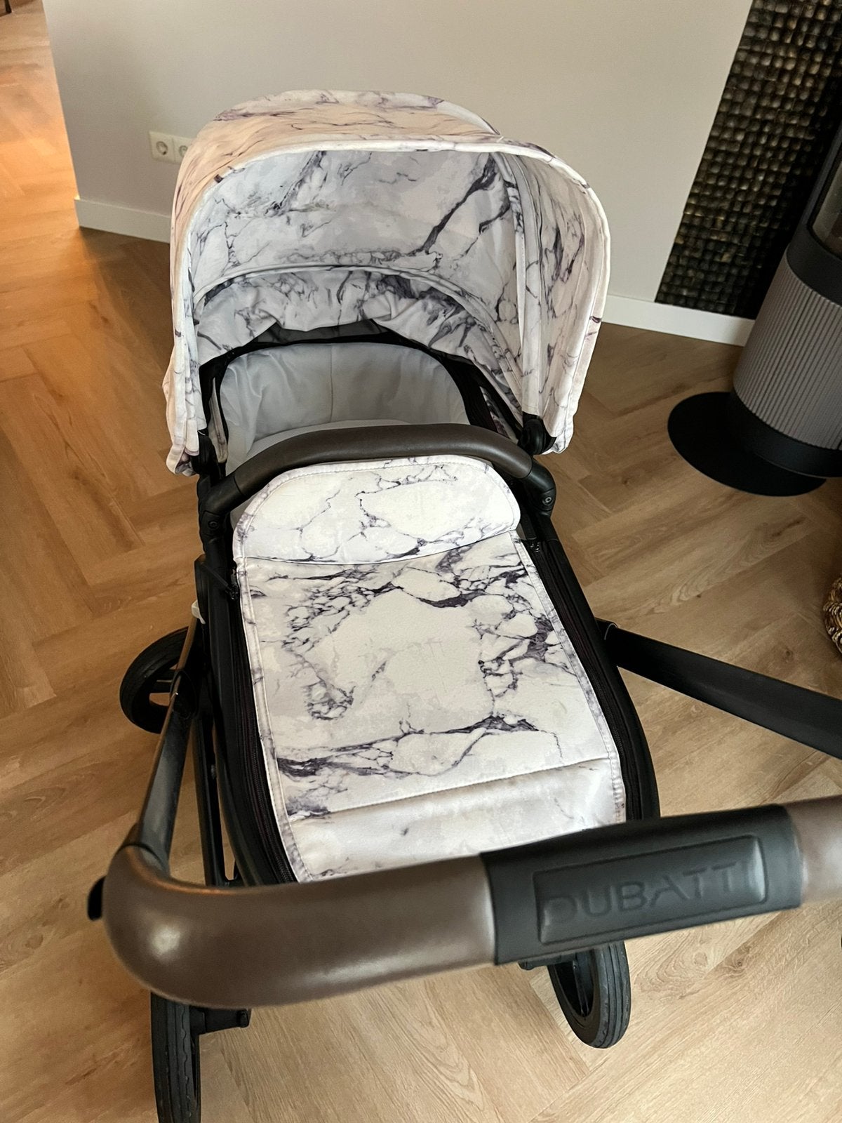 Dubatti one kinderwagen 3-in 1 limited edition marble, Kinderen en Baby's, Kinderwagens en Combinaties, Ophalen, Zo goed als nieuw