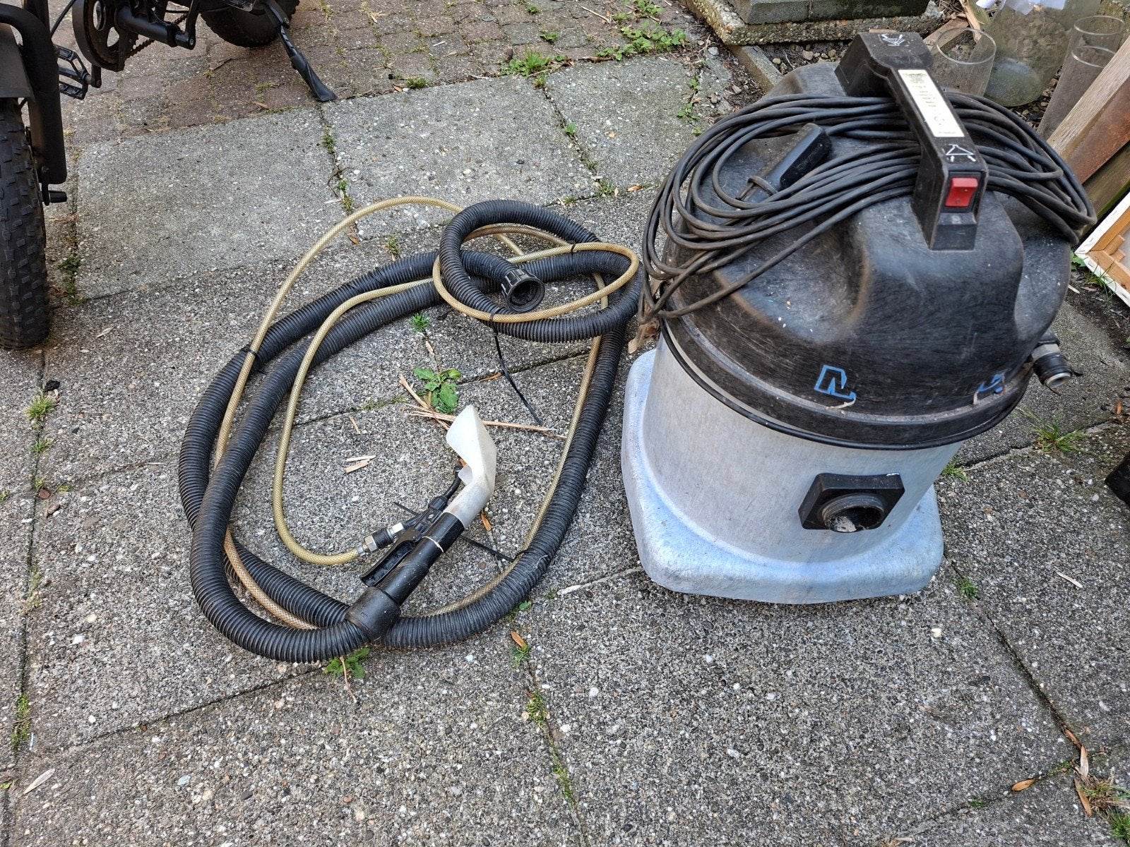 Numatic CTD 570 Industriële Stofzuiger -extractie 2000W Max, Ophalen, Gebruikt, Numatic, Industriële stofzuiger