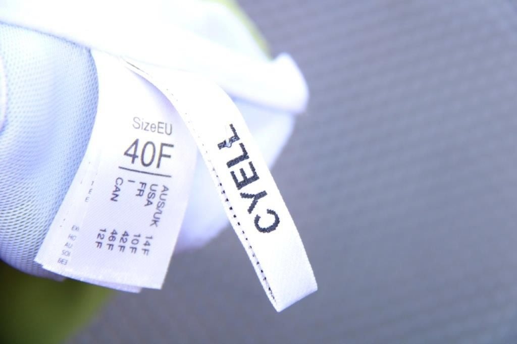Bikinitop groen Cyell mt 40 F Vaste prijs, Overige typen, Ophalen of Verzenden, Zo goed als nieuw, Cyell