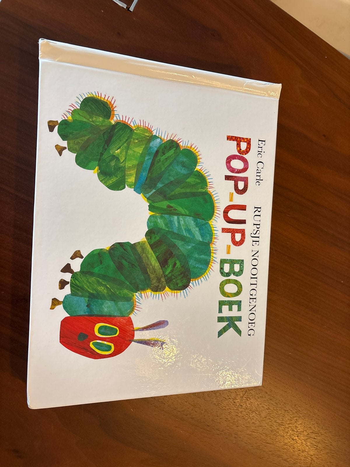 Rupsje Nooitgenoeg Pop-Up Boek - Eric Carle, Boeken, Uitklapboek, Jongen of Meisje, Ophalen of Verzenden, Zo goed als nieuw