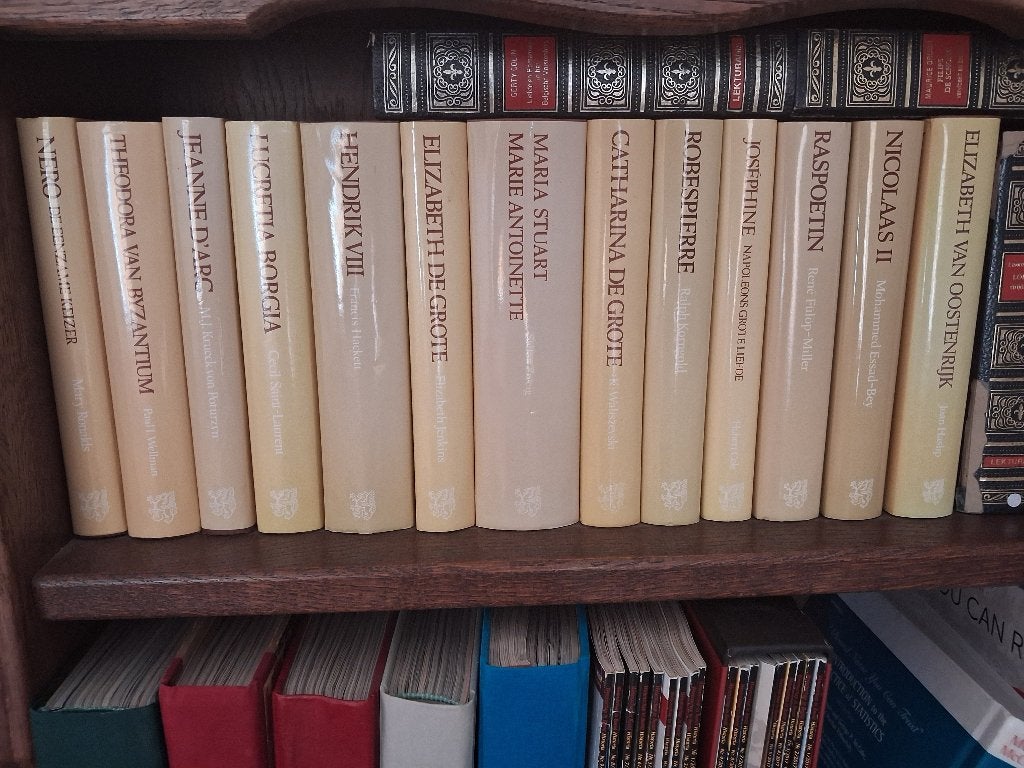 Historische biografieën, Boeken, Historische romans, Zo goed als nieuw, Ophalen