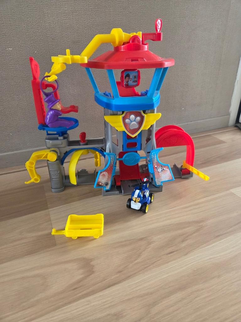 Paw Patrol Speelset Vliegveld, Kinderen en Baby's, Speelgoed | Actiefiguren, Ophalen, Zo goed als nieuw