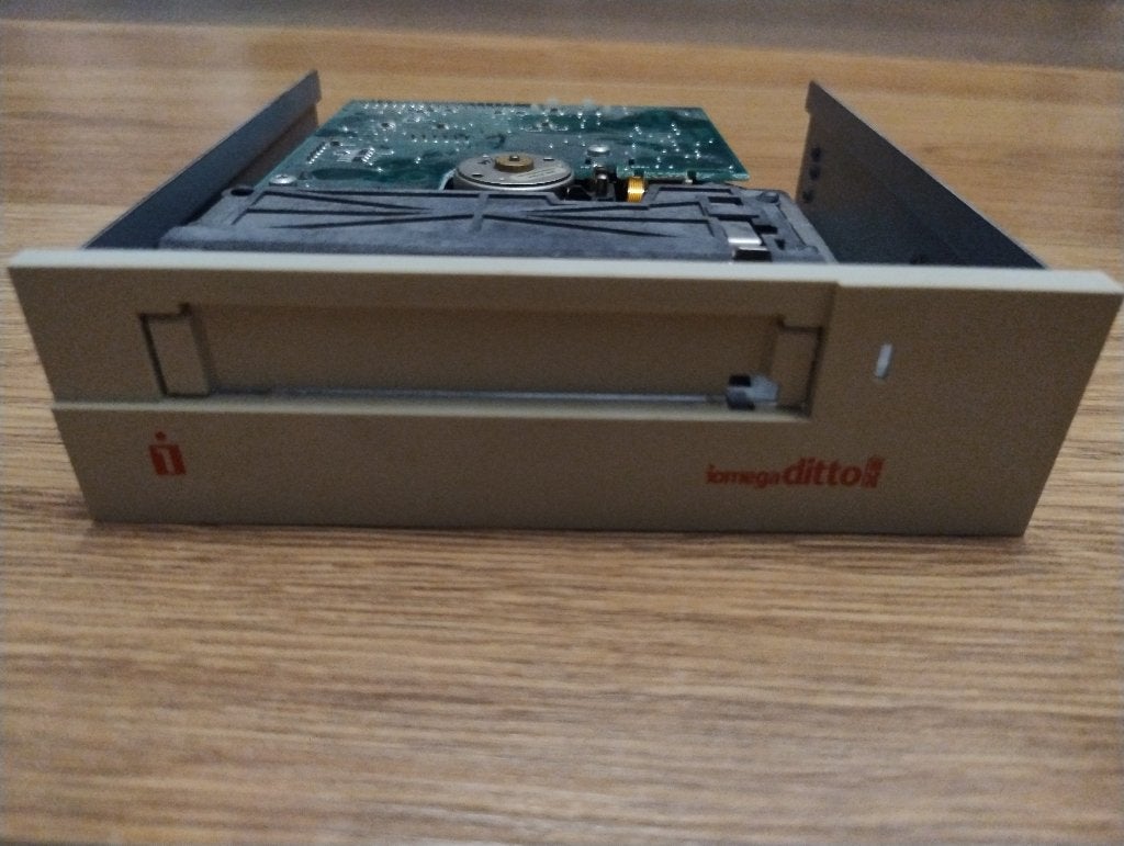 Vintage Iomega Ditto Internal Tape Drive Up to 2GB, Computers en Software, Vintage Computers, Ophalen of Verzenden, Pc