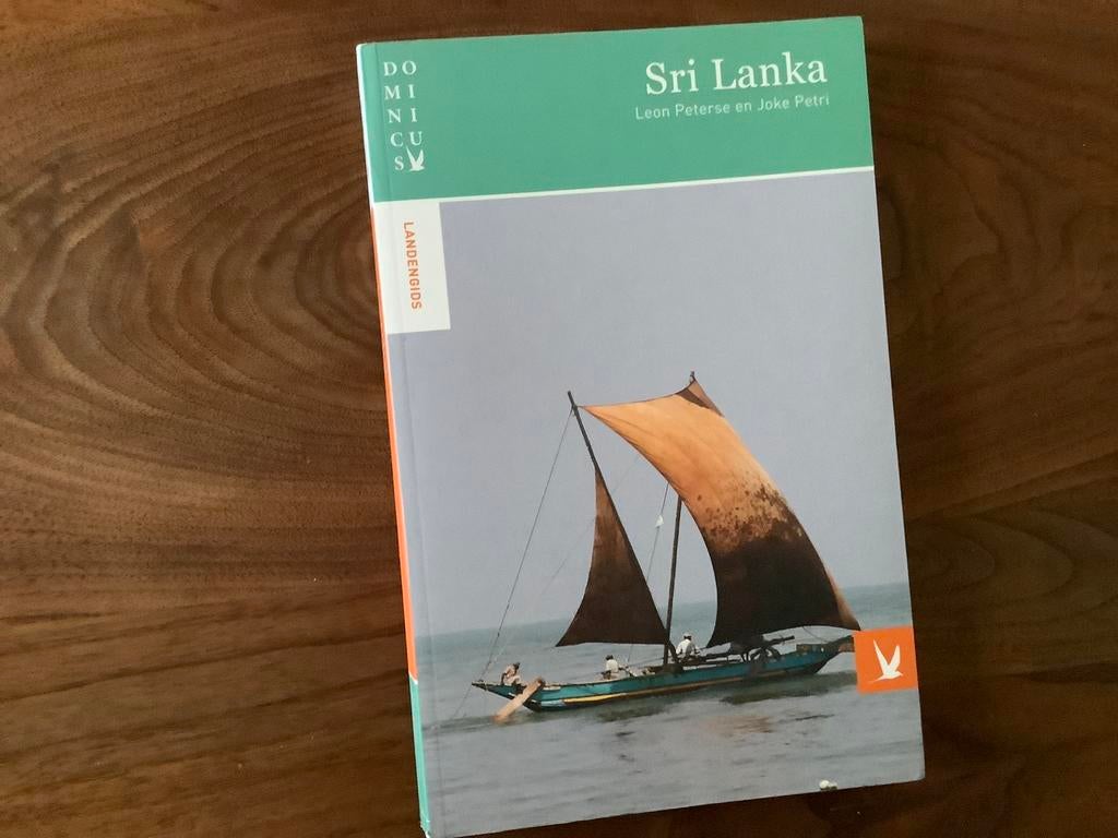 Sri LAnka Ceylon 254pg NL reisgids, Boeken, Reisgidsen, Capitool, Europa, Ophalen of Verzenden, Zo goed als nieuw
