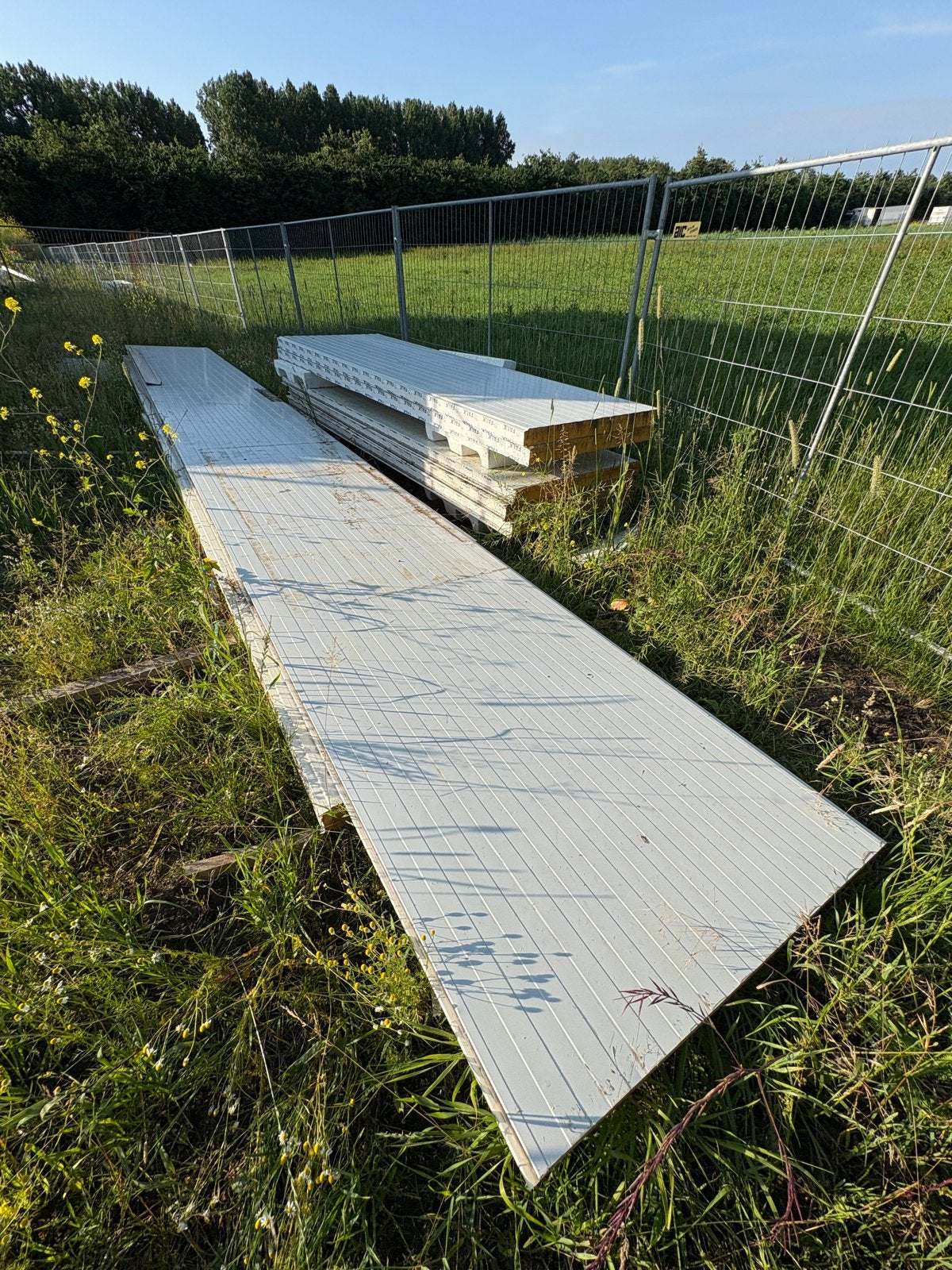 Sandwichpanelen voor dak of wand - Diverse afmetingen, Ophalen, Nieuw, Overige materialen, 50 tot 100 mm