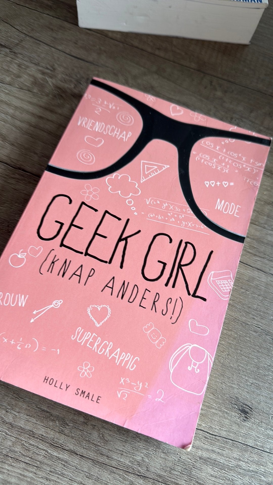 Geek Girl - (Knap anders!), Ophalen of Verzenden, Zo goed als nieuw