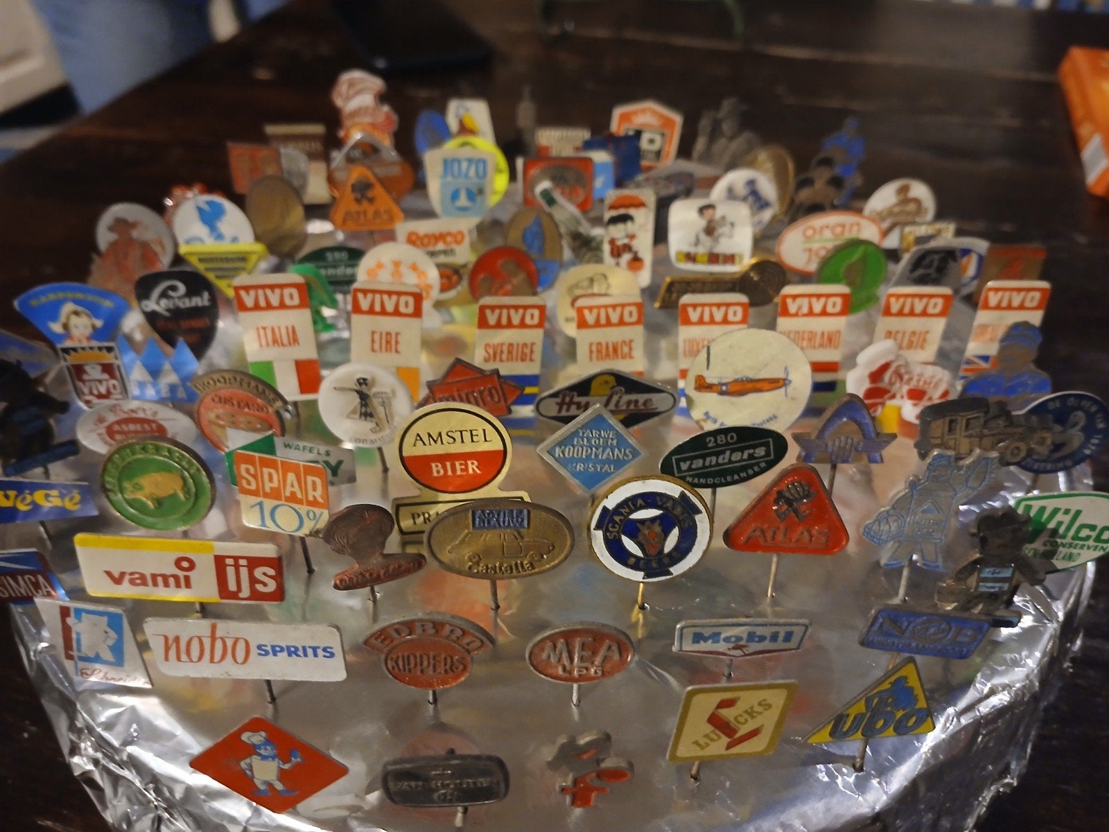 Grote verzameling vintage speldjes en pins, Ophalen, Gebruikt, Merk, Speldje of Pin