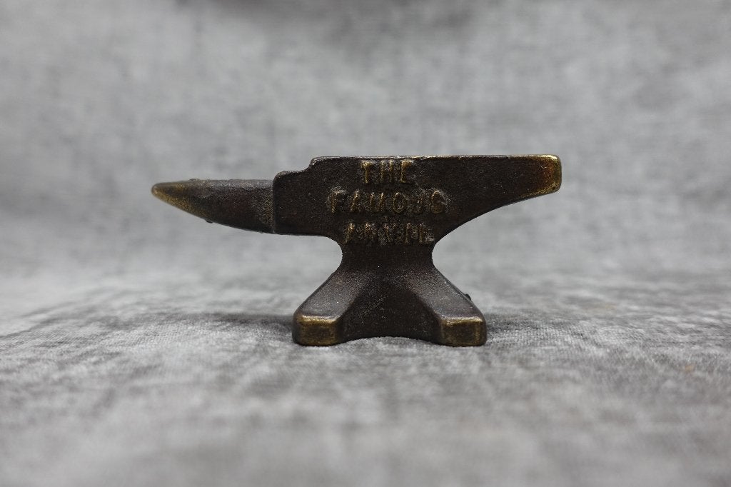 Miniatuur antiek aambeeld "The Famous Anvil" "GRETNA GREEN", Ophalen of Verzenden