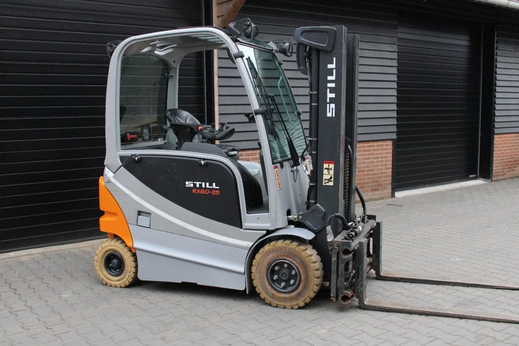 Still RX60 25 heftruck elektrische triplex lepelversteling s