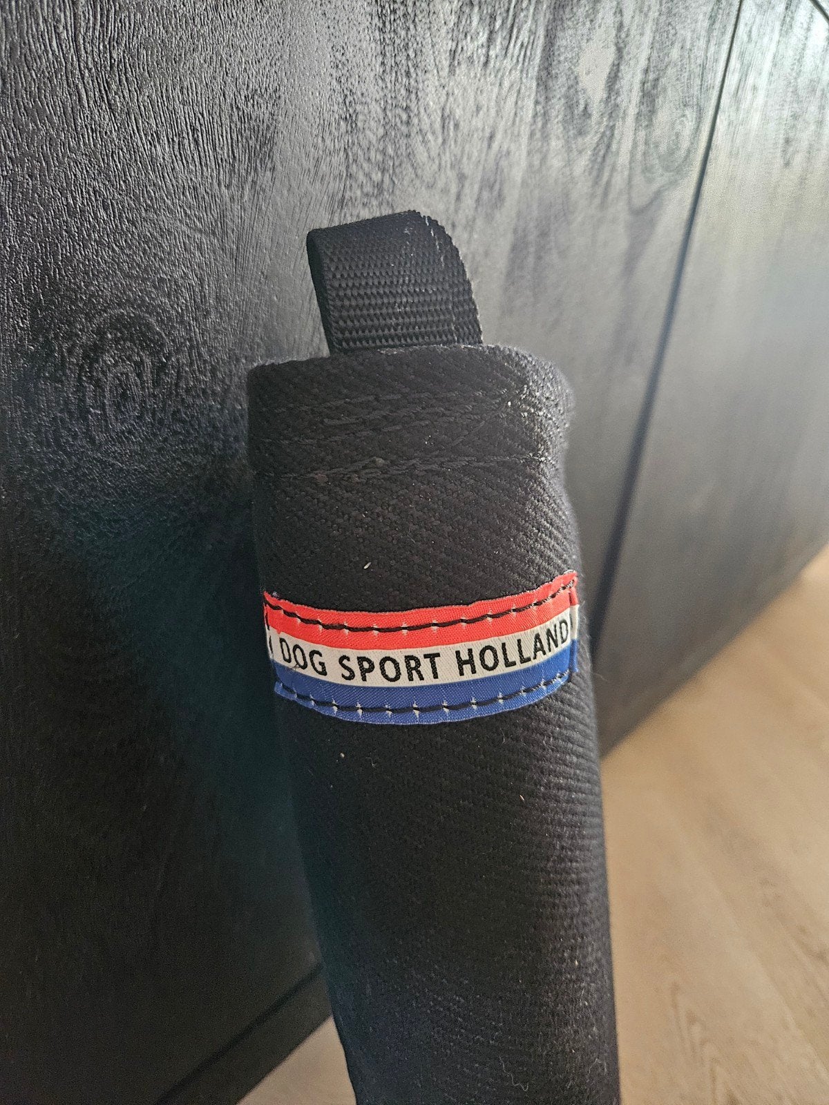 bijt mouw jonge hond, Dieren en Toebehoren, Honden-accessoires, Ophalen of Verzenden, Zo goed als nieuw