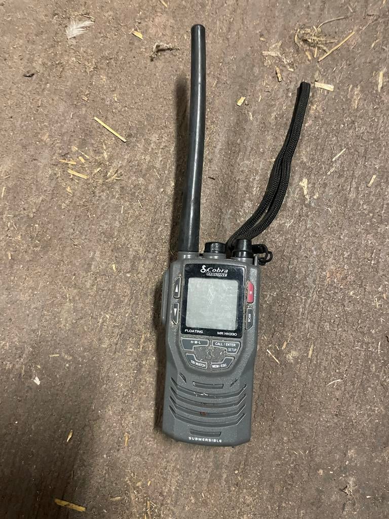 Cobra Marine MR HH330 Marifoon - Drijvend & Waterdicht, Ophalen of Verzenden, Zo goed als nieuw, 5 tot 15 km, Portofoon of Walkie-talkie