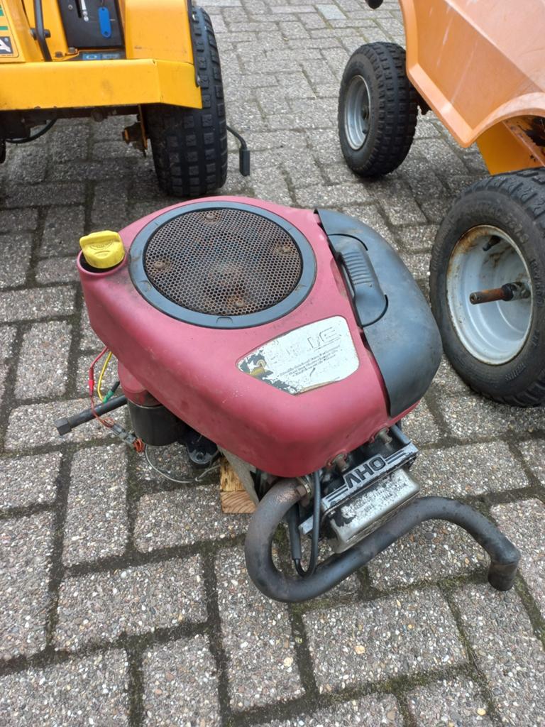 Briggs and stratton motor 15.5 pk, Ophalen, Gebruikt