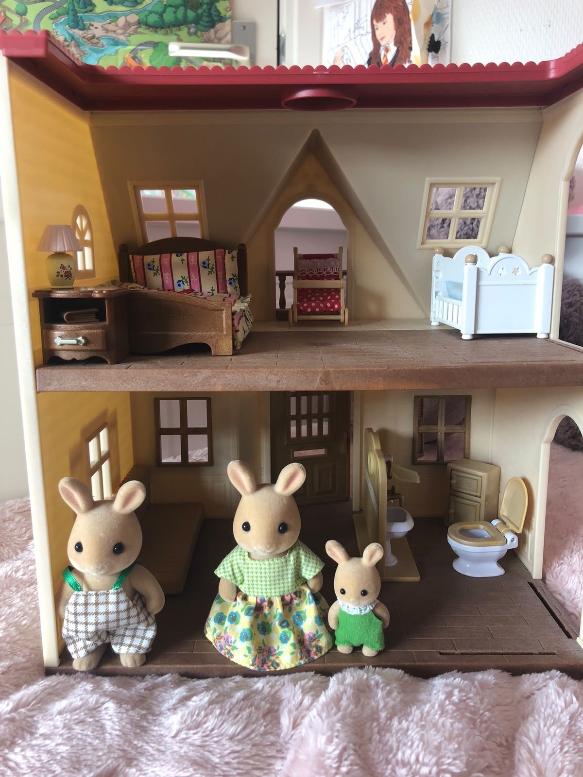 Sylvanian Families Poppenhuis met Konijnenfamilie en Meubels, Ophalen, Gebruikt, Poppenhuis