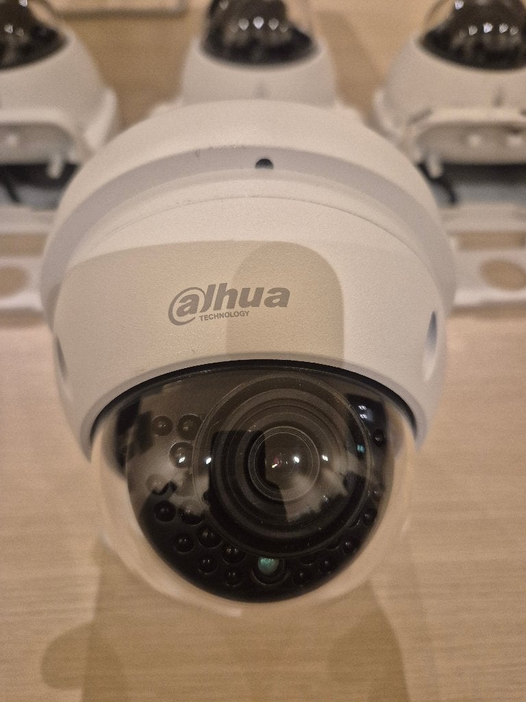4x Dahua 2MP Full HD beveiligingscamera's, Ophalen of Verzenden, Gebruikt, Buitencamera