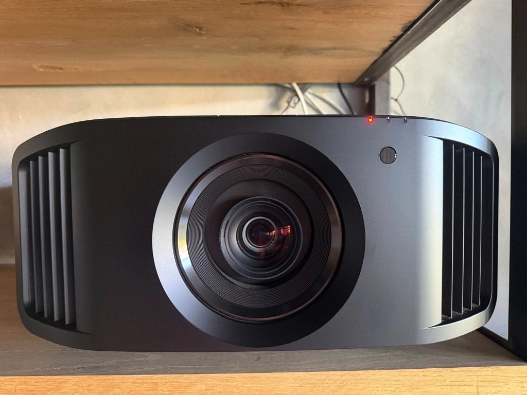 JVC DLA-NZ8 laser projector ISF gekalibreerd, Ophalen, LCOS, JVC, Zo goed als nieuw