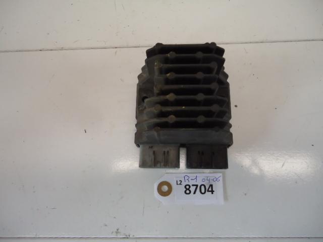 R1 2004 - 2006 Yamaha Spanningsregelaar D1-31701
