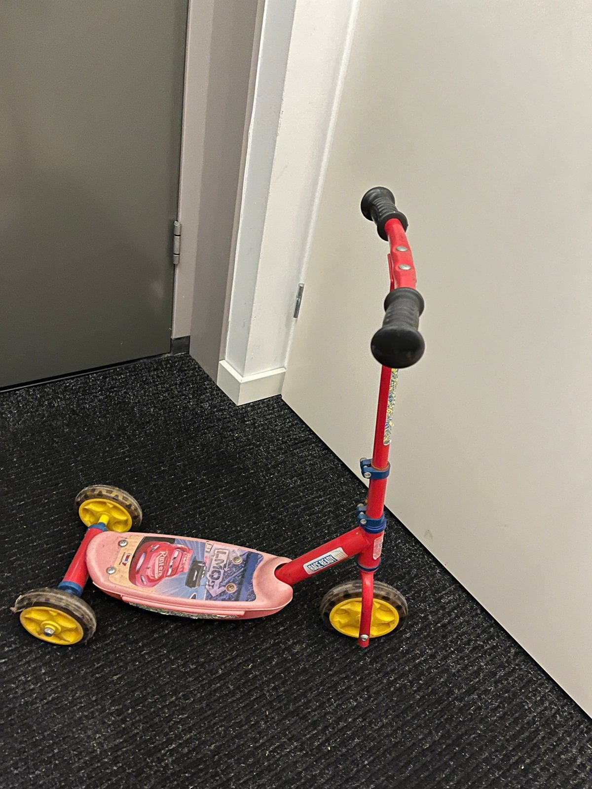 Smoby Disney/Pixar Cars step voor kinderen, Ophalen, Gebruikt, Gewone step