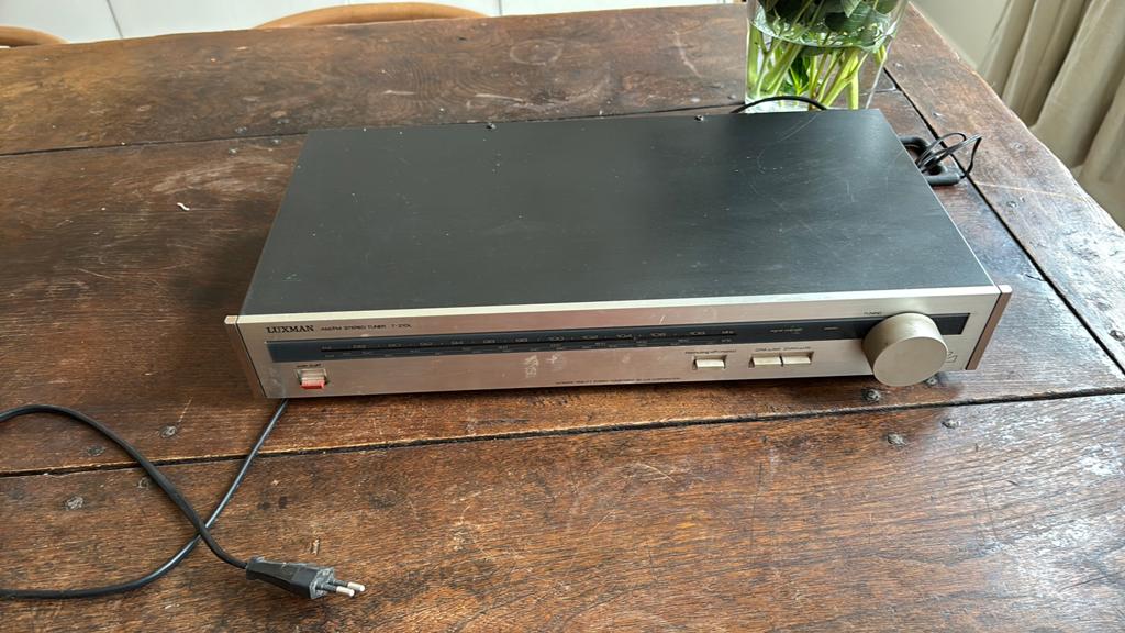 Luxman AM/FM stereo tuner T-210L, Ophalen of Verzenden