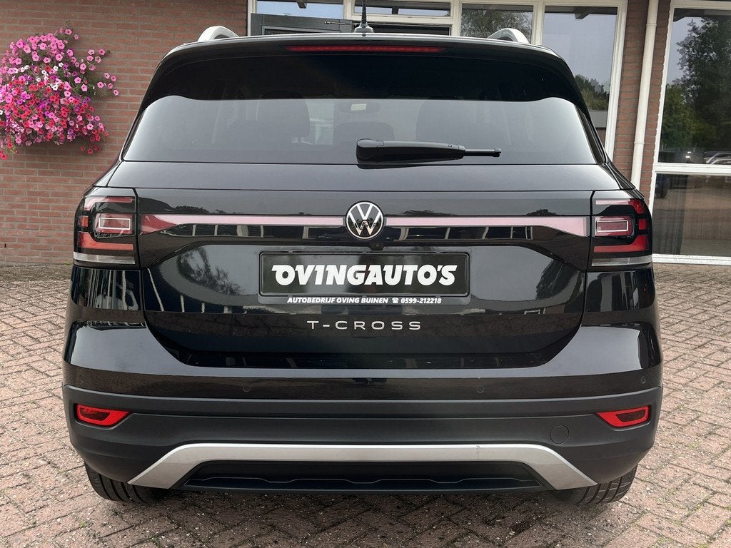 Volkswagen T-Cross 1.0 TSI Style (bj 2022, automaat), Auto's, Volkswagen, Gebruikt, Zwart, Bedrijf, 3 cilinders