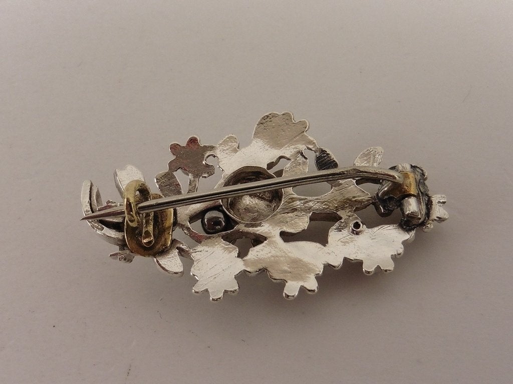 Zilveren broche                                         Z222, Sieraden, Tassen en Uiterlijk, Broches, 4 tot 7 cm, Gebruikt, .