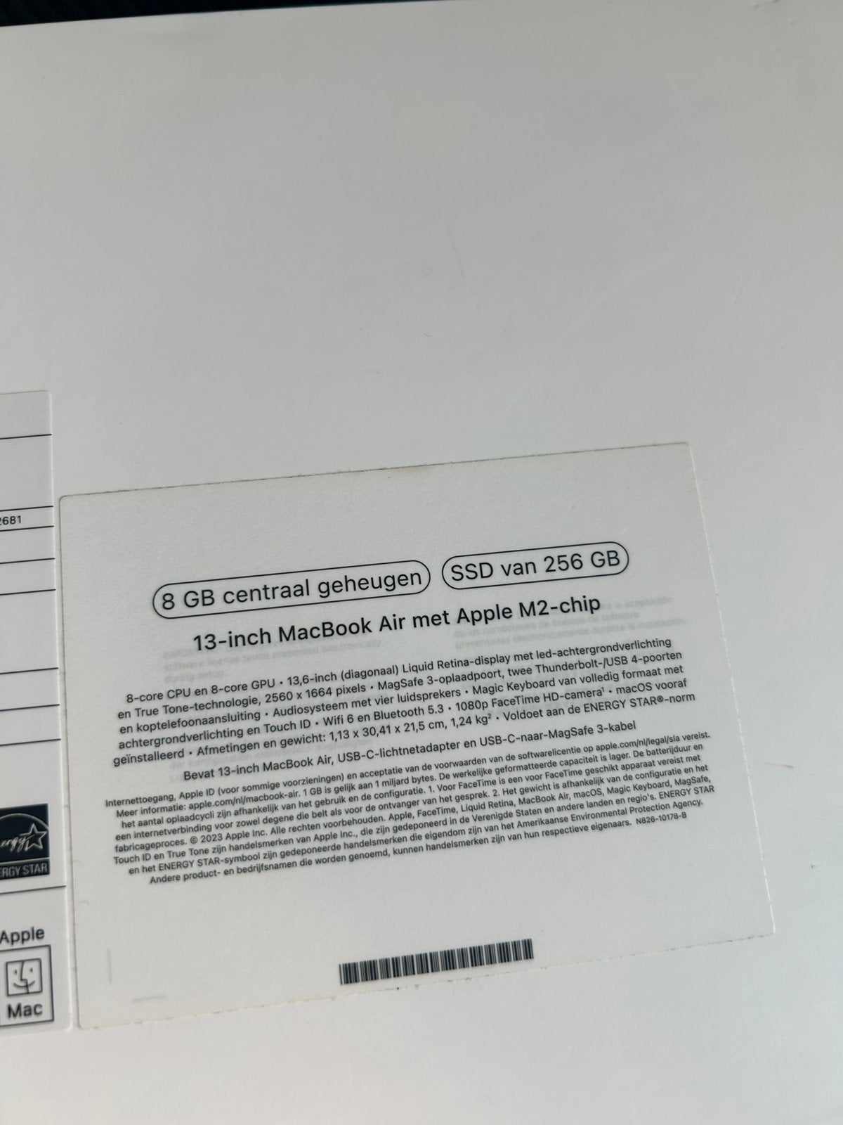 Foto 4 van Zo goed als nieuwe MacBook air 13,6 inch M2