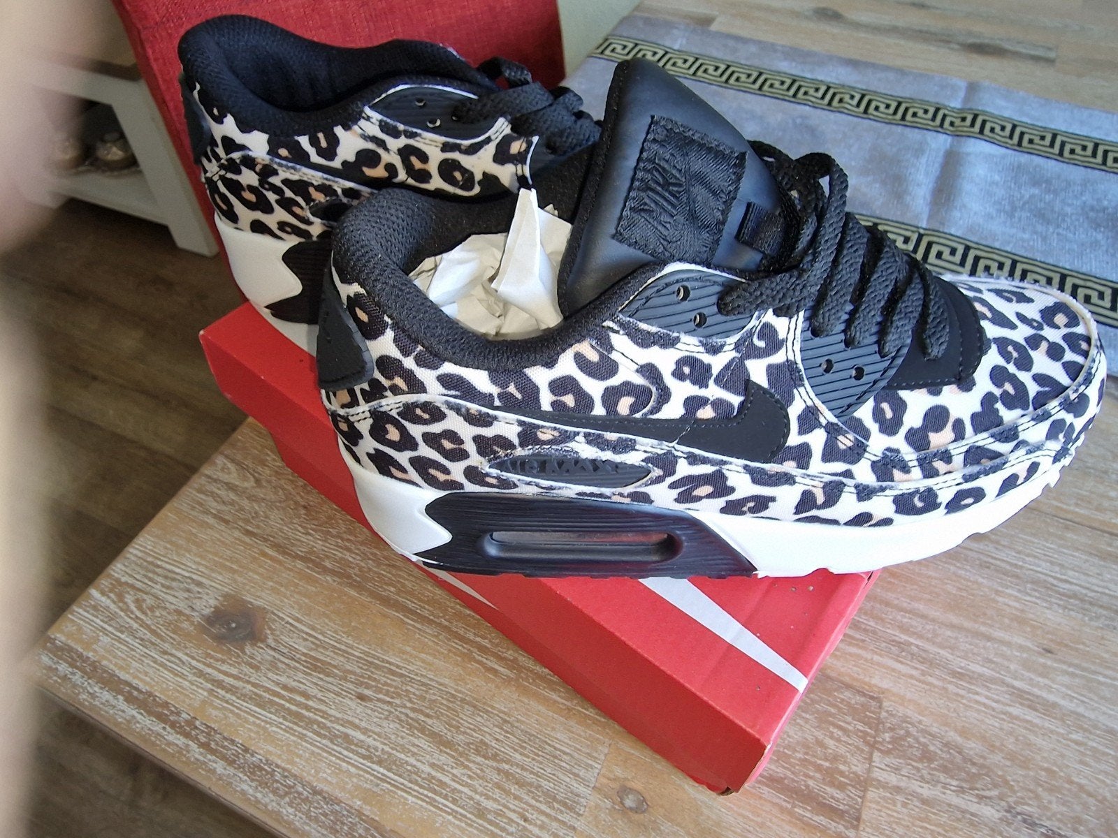 Nike Air Max 90 Leopard Print Sneakers, Kleding | Dames, Schoenen, Ophalen, Overige kleuren, Nike, Nieuw