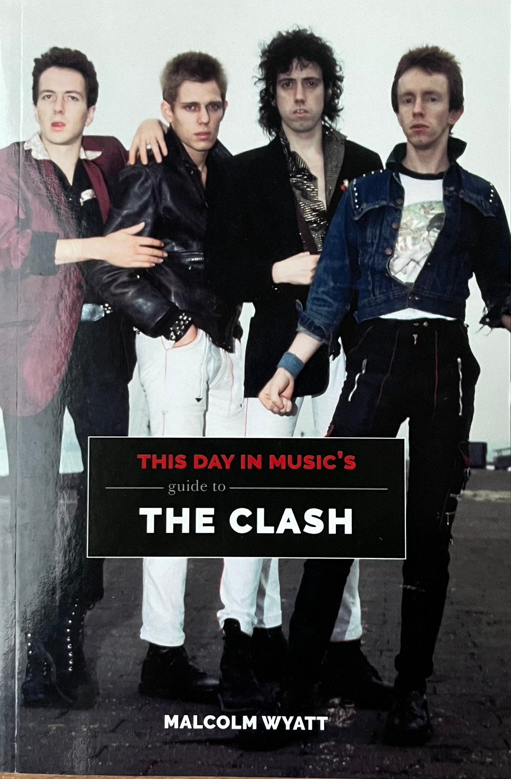 The Clash by Malcolm Wyatt + Uncut London Calling, Ophalen of Verzenden, Zo goed als nieuw