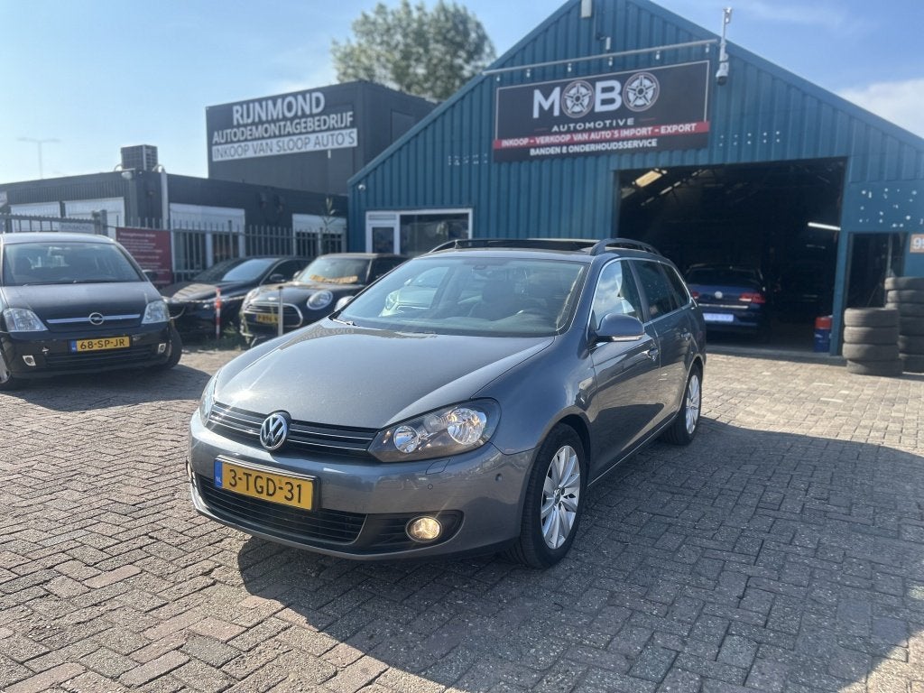 Volkswagen Golf 2.0 TDI Highline AUT PANO CAMERA (bj 2012), Auto's, Euro 5, Gebruikt, 4 cilinders, Leder