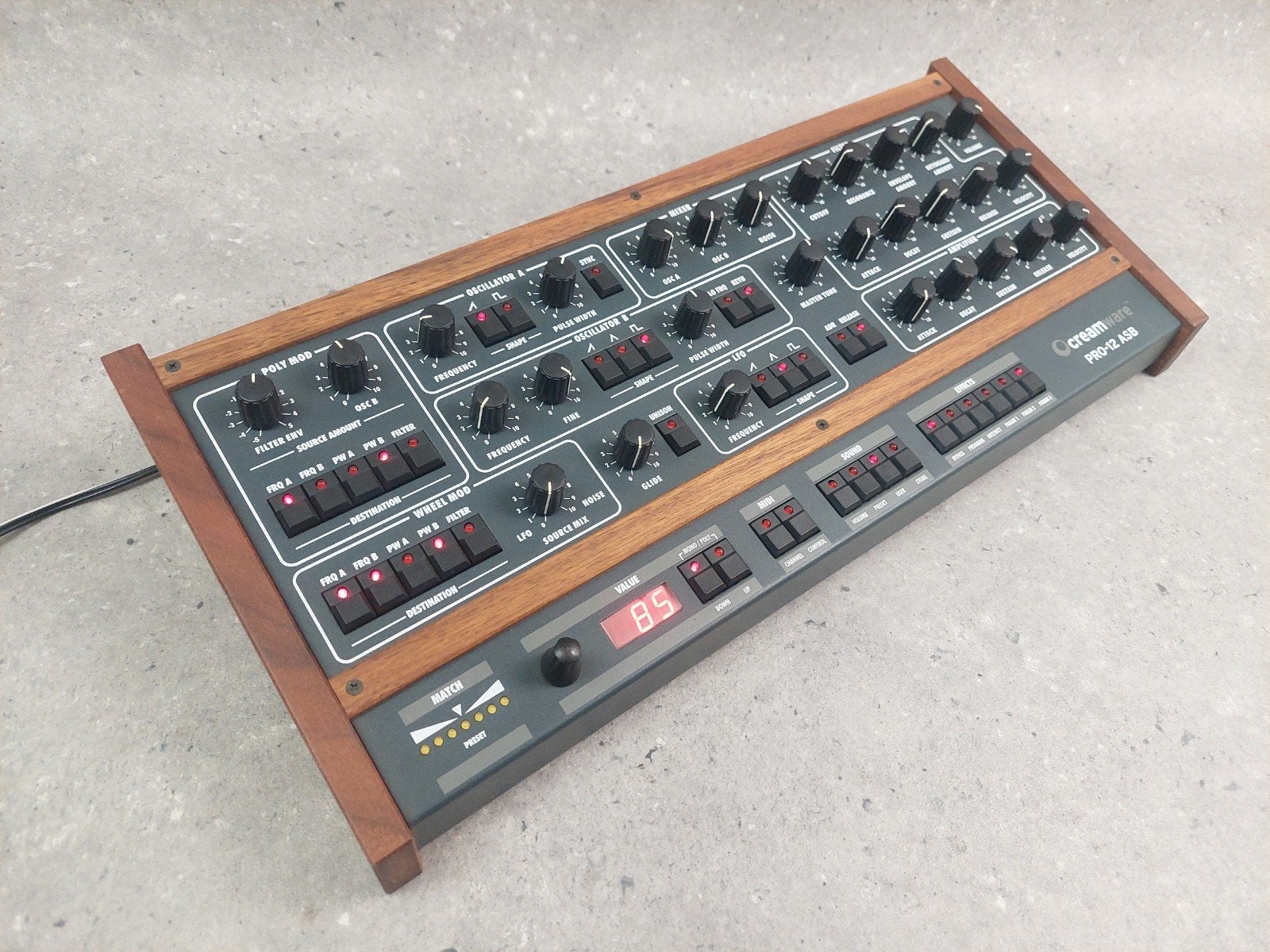 👉Creamware PRO-12 asb, 12 voice super synth! 🔹️Nice🔹️, Overige merken, Gebruikt, Met midi-aansluiting, Overige aantallen