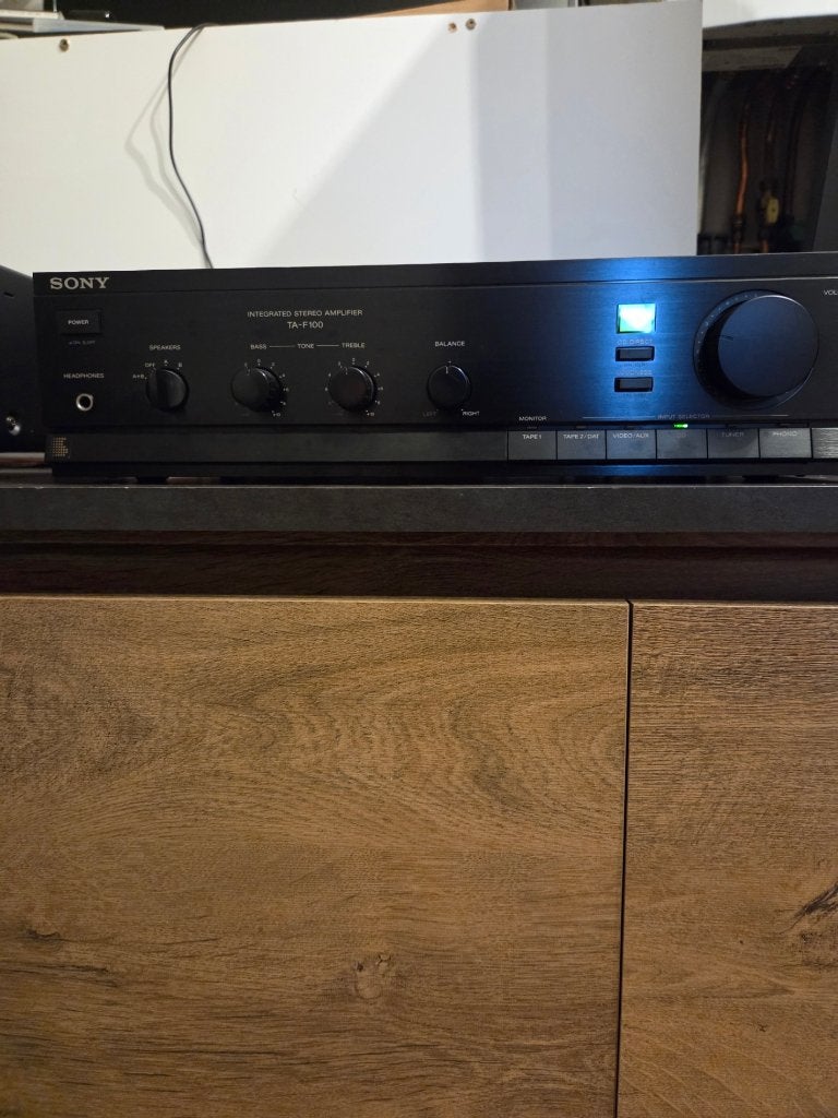 Sony TA-F100 Stereo Integrated Amplifier (1988-89), Ophalen, Zo goed als nieuw, Sony, Minder dan 60 watt