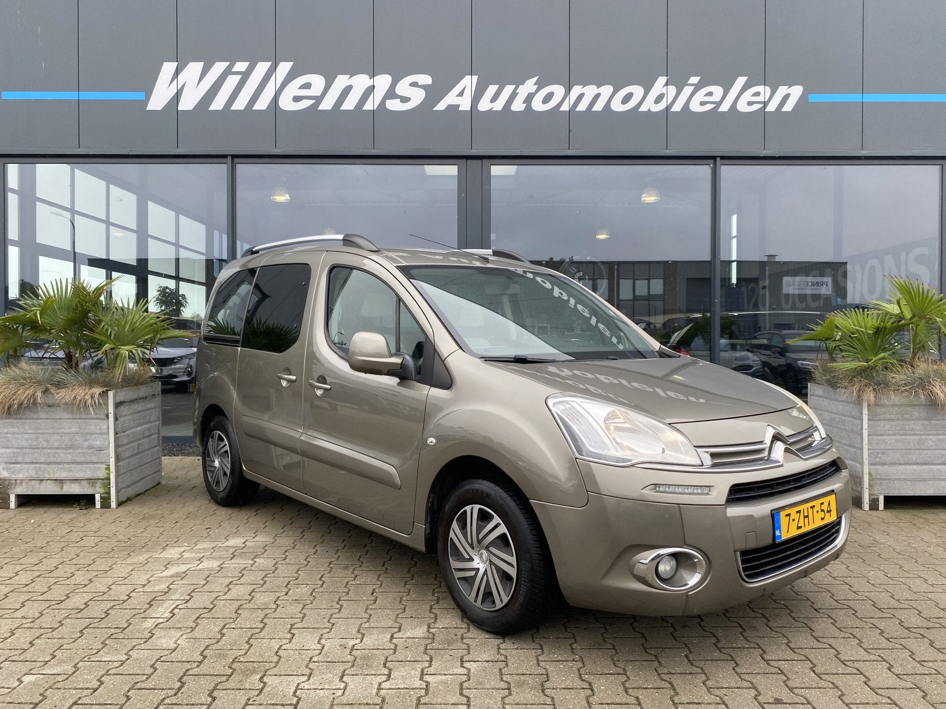 Citroën Berlingo 1.6 VTi Tendance Rolstoel Rolstoel aangepa, Auto's, Voorwielaandrijving, Euro 5, Gebruikt, Zwart