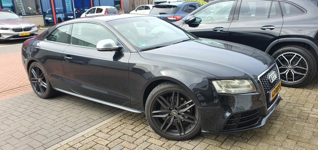 Audi A5 3.2 FSI 195KW Coupe Quattro AUT 2009 Zwart, Auto's, Automaat, 4 stoelen, Zwart, Vierwielaandrijving
