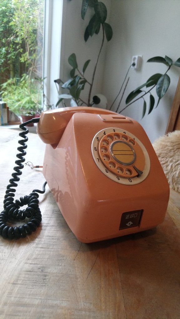 vintage draaischijf telefoon jaren 70 Japan, Ophalen of Verzenden, Niet werkend, Met draaischijf