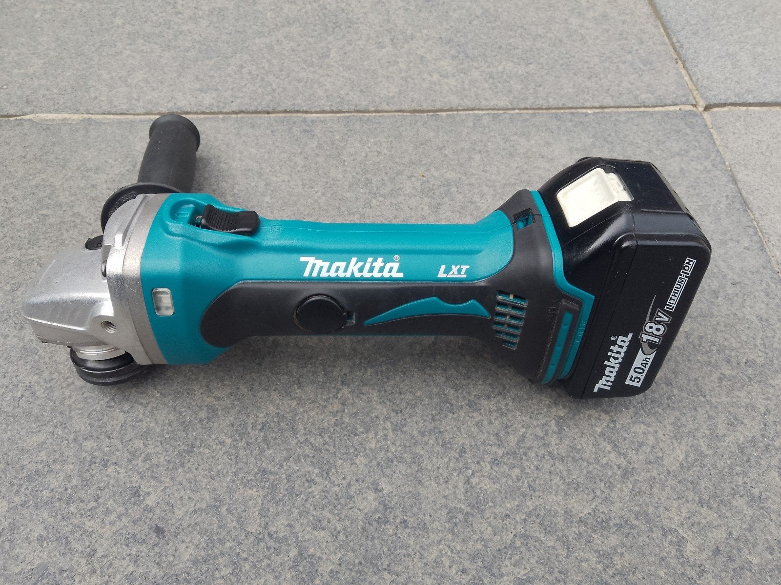 Makita DGA452 18V Accu Haakse Slijper - Zo goed als nieuw, Ophalen of Verzenden
