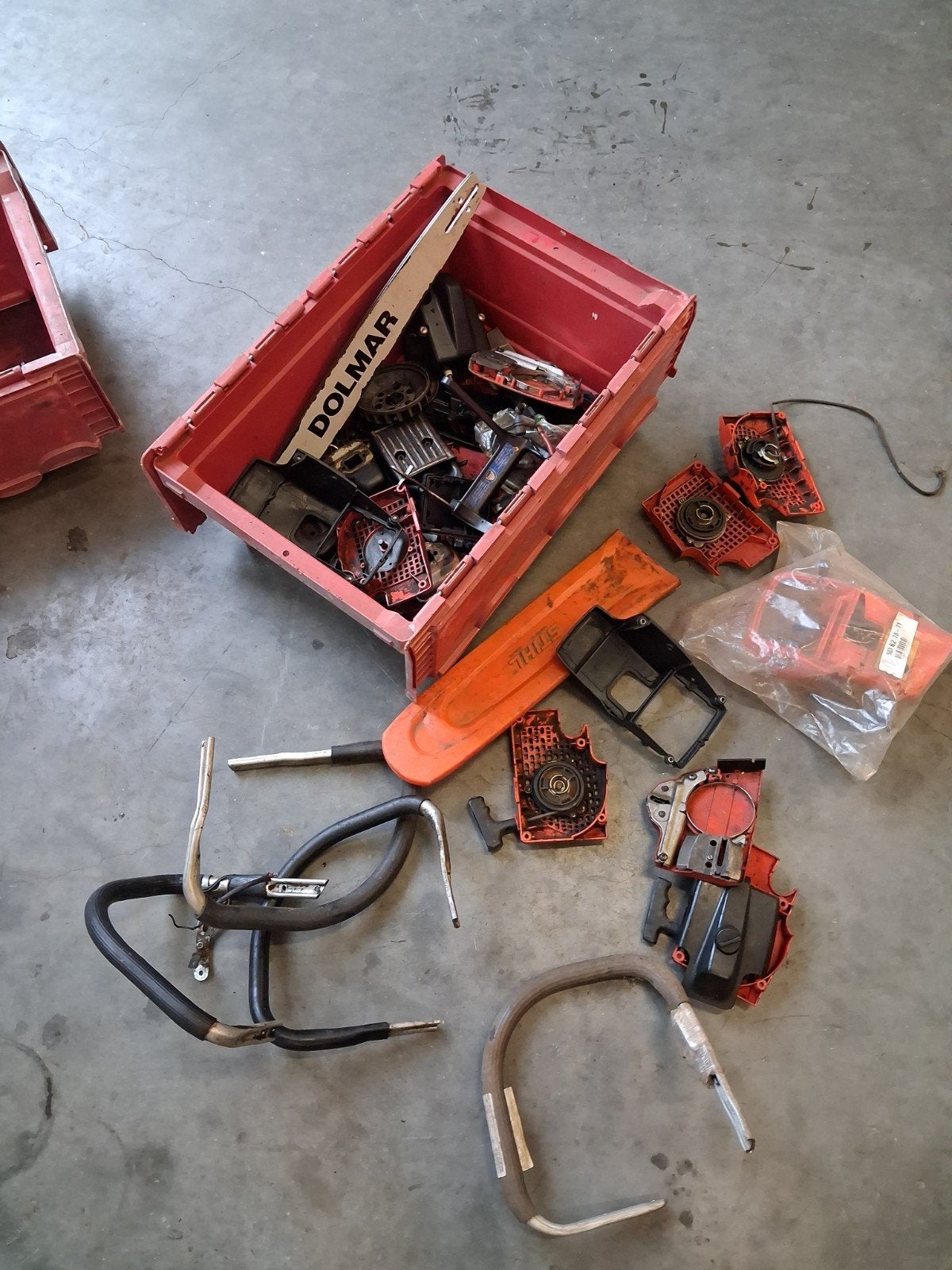 partij  onderdelen gebruikt  husqvarna dolmar kettingzaag, Doe-het-zelf en Verbouw, Ophalen, Co2