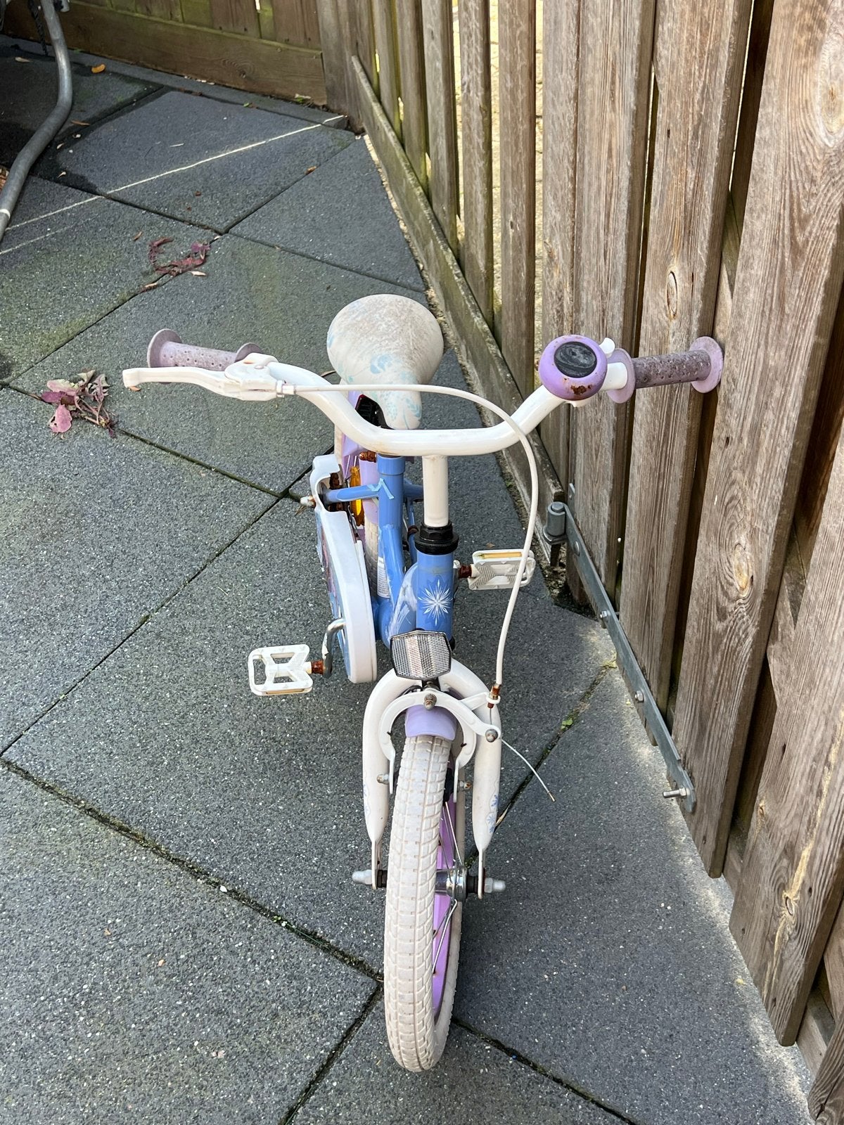 Gebruikte Frozen Elsa kinderfiets, Ophalen, Gebruikt, Velgrem, Minder dan 16 inch