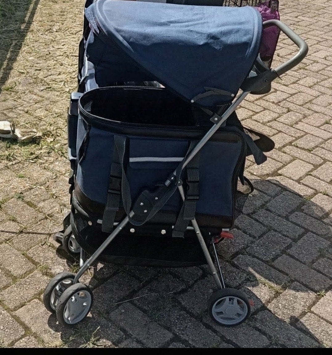 honden buggy / reisbench, Ophalen, Zo goed als nieuw