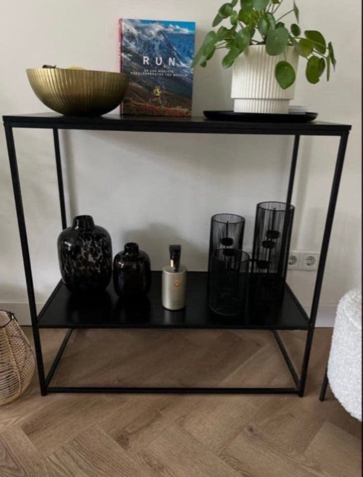 Zwarte sidetable met strak design (80x36x80 cm), Gebruikt, 50 tot 100 cm, Ophalen of Verzenden, Metaal