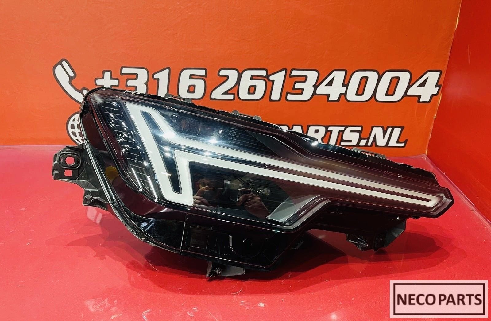 VOLVO XC90 FULL LED KOPLAMP 2025 - ORIGINEEL 32365980, Gebruikt, -, -, Ophalen of Verzenden