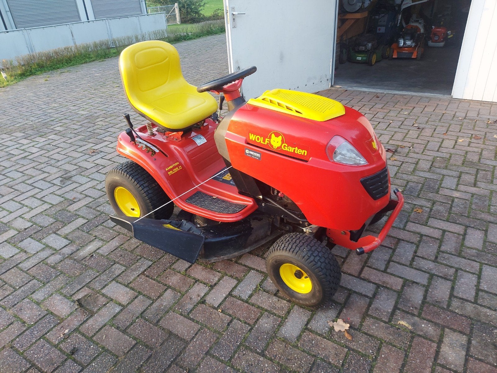 wolf mtd zitmaaier  96cm 17.5 pk, Tuin en Terras, Ophalen, Elektrische starter, Zo goed als nieuw, 50 cm of meer