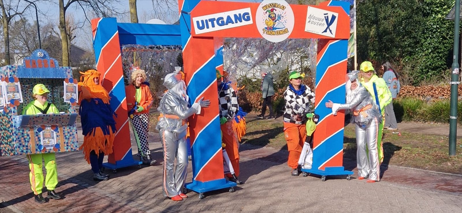 Carnavalsloopgroep Wasstraat 't Skon Eendje, Ophalen, Gebruikt, Kostuum, Carnaval