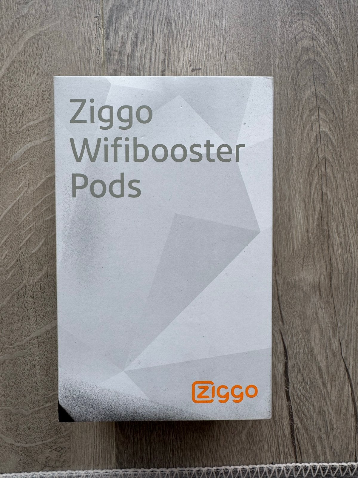 Ziggo Wifibooster Pods (2 stuks) smartwifi pod 5, Ophalen, Zo goed als nieuw