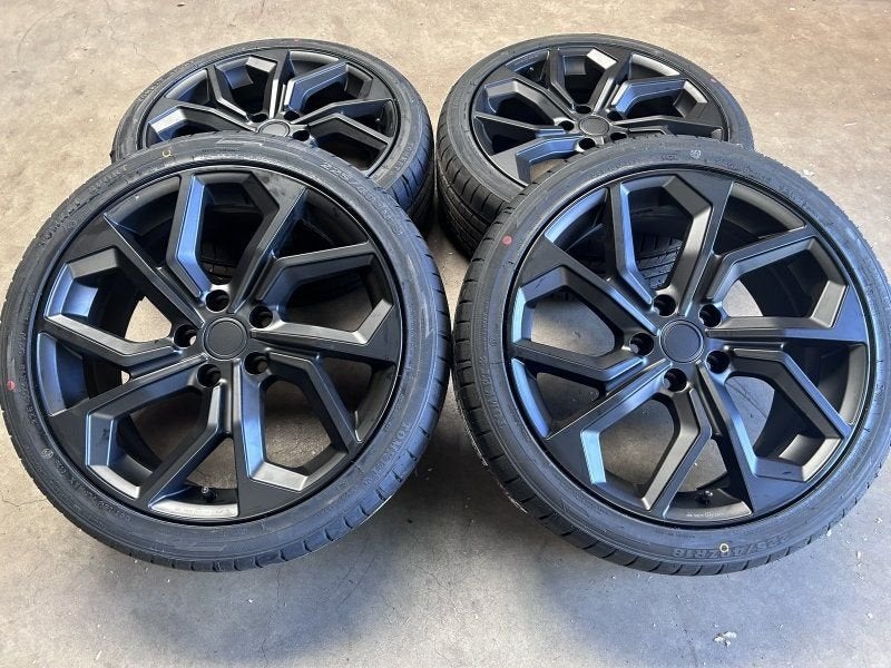 18 inch MG velgen + zomerbanden VW Golf - Caddy | Audi A3, 18 inch, -, -, Banden en Velgen