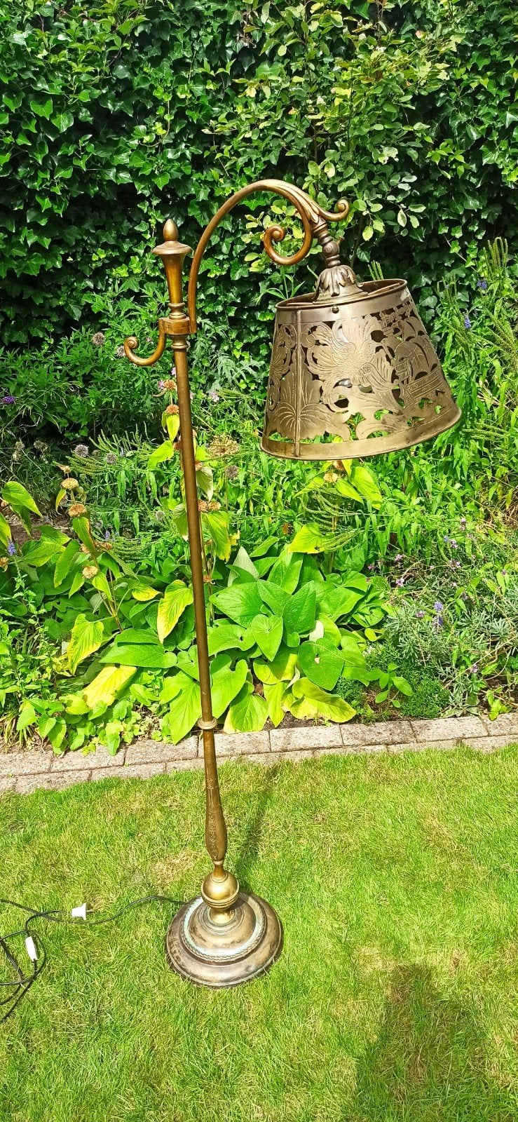 Antieke bronzen vloerlamp met unieke kap, Ophalen
